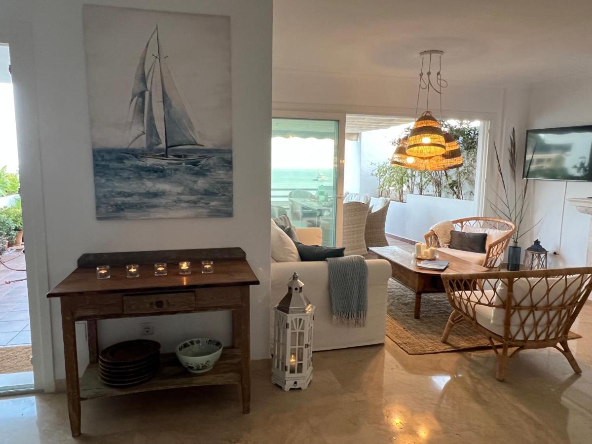 Playa Cristo Amazing Beach Terrace Appartment Estepona Luaran gambar