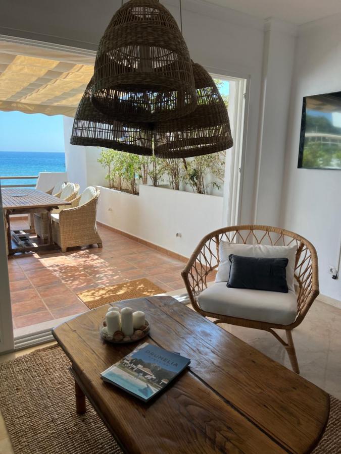 Playa Cristo Amazing Beach Terrace Appartment Estepona Luaran gambar