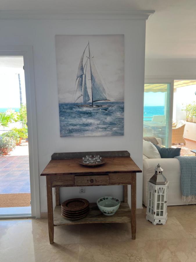 Playa Cristo Amazing Beach Terrace Appartment Estepona Luaran gambar