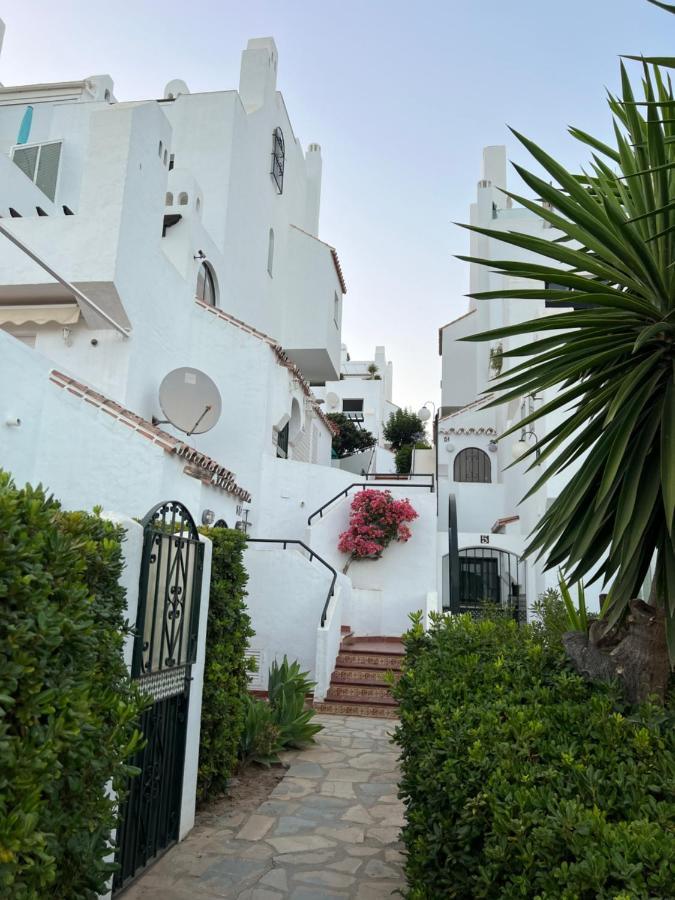 Playa Cristo Amazing Beach Terrace Appartment Estepona Luaran gambar